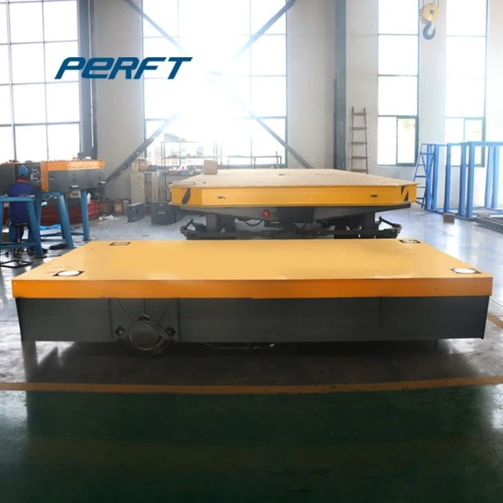 Trackless Turning Transfer Vehicle