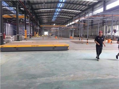 Electric Trackless Wagon Untuk Lokakarya